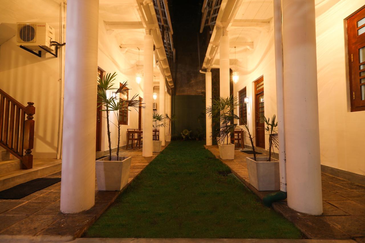 Knight Inn - Galle Fort Ngoại thất bức ảnh